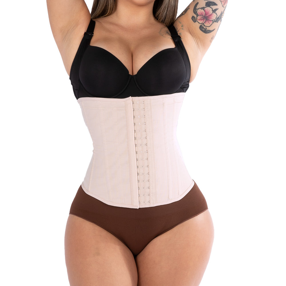 Clip and Zip Latex Waist Trainer - Shape Your Figure
